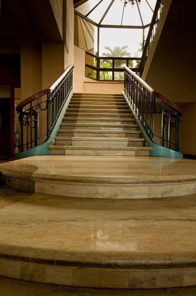 Sunrise Holiday Mansion Tagaytay City Екстер'єр фото