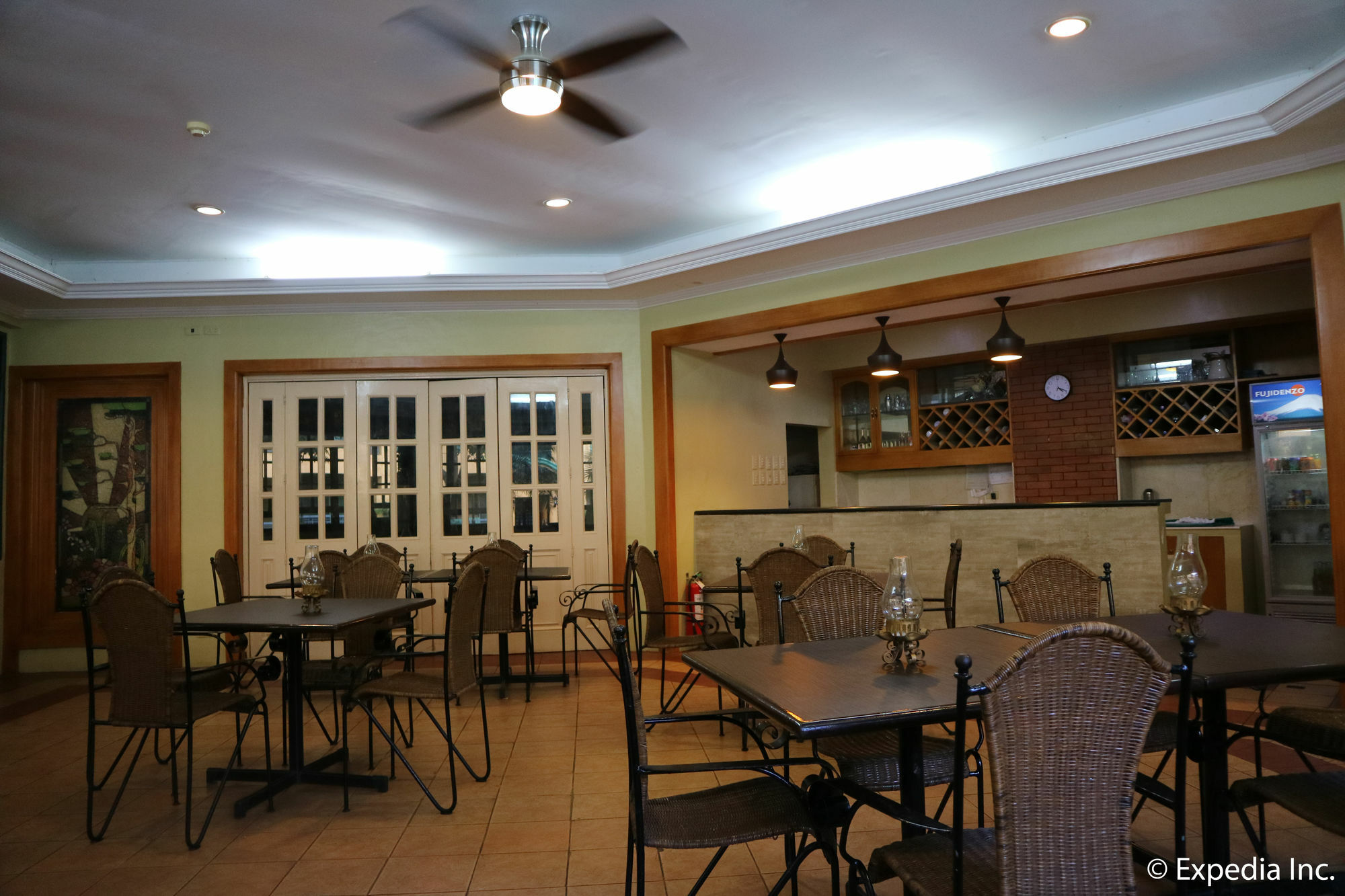 Sunrise Holiday Mansion Tagaytay City Екстер'єр фото